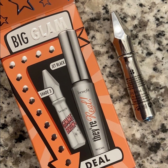 NEW Benefit Gimme Brow Shade 3 — unopened, unused - Picture 1 of 3